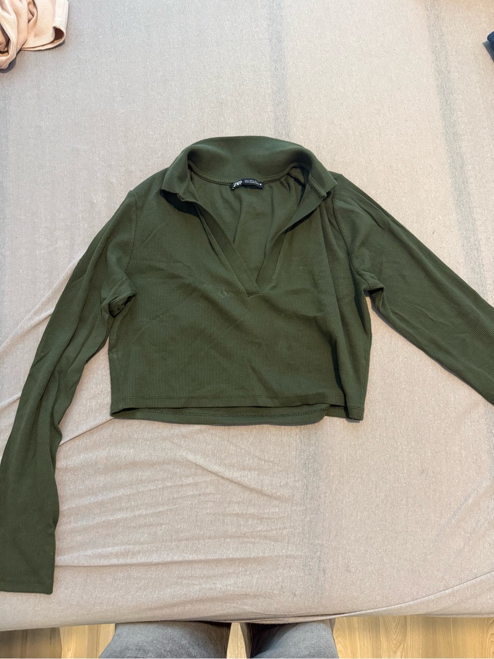 Zara Olive Green Long-Sleeve Collared Crop Top